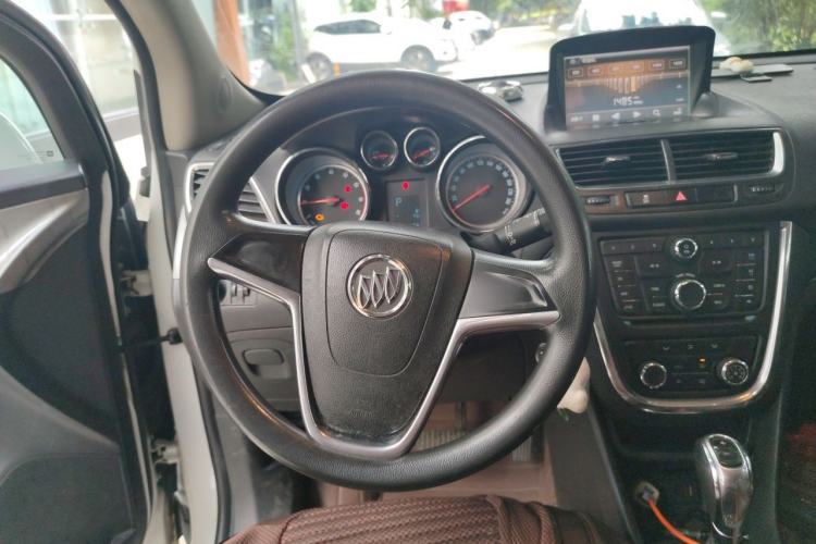 Used Buick Encore 2014 1.4T Automatic Two-Wheel Drive Urban Elite Model Steering Wheel