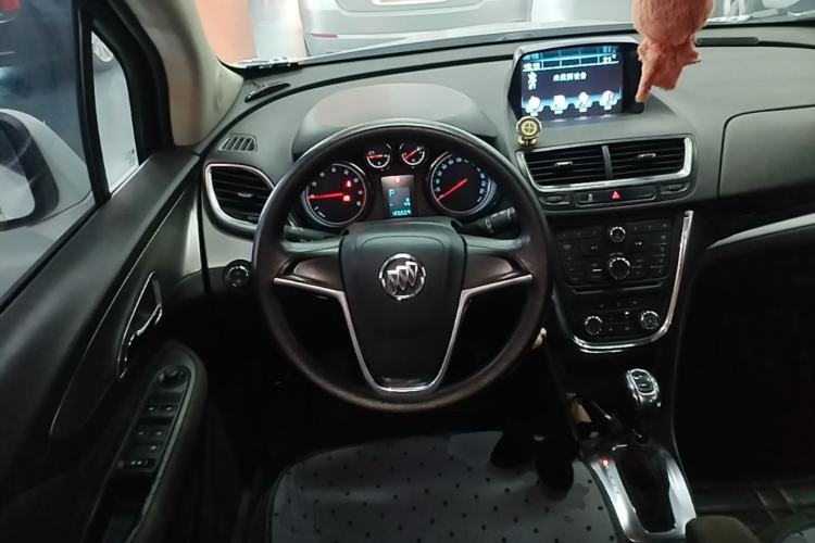 Used Buick Encore 2014 1.4T Automatic Two-Wheel Drive Urban Elite Model Steering Wheel
