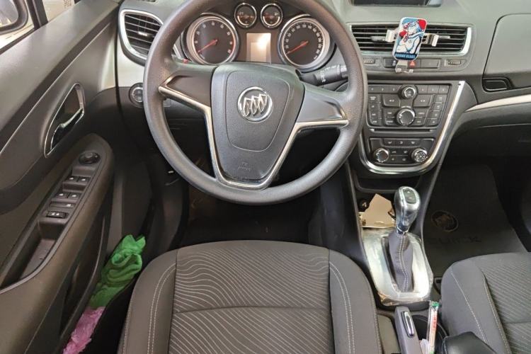 Used Buick Encore 2014 1.4T Automatic Two-Wheel Drive Urban Elite Model Steering Wheel