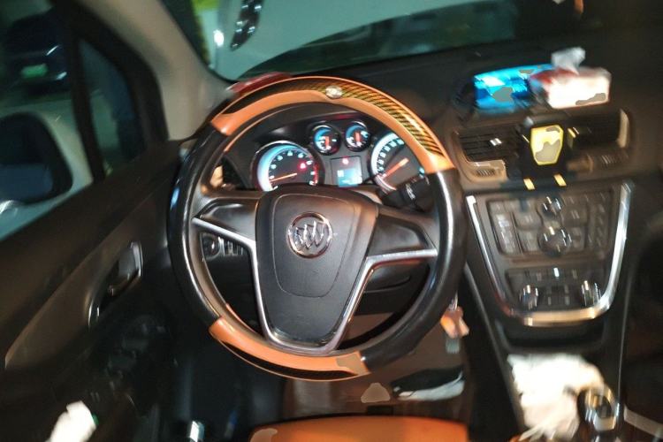 Used Buick Encore 2014 1.4T Automatic Two-Wheel Drive Urban Elite Model Steering Wheel