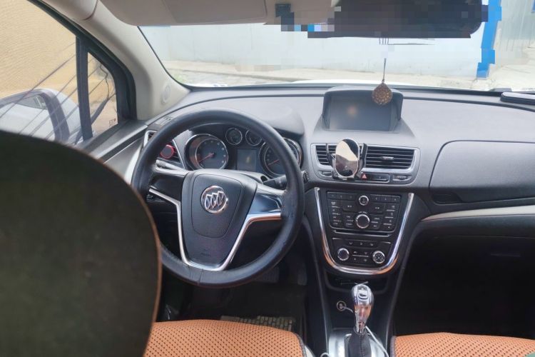 Used Buick Encore 2014 1.4T Automatic Two-Wheel Drive Urban Elite Model Steering Wheel