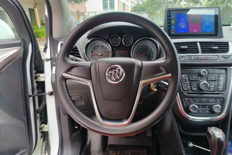 Used Buick Encore 2014 1.4T Automatic Two-Wheel Drive Urban Elite Model Steering Wheel