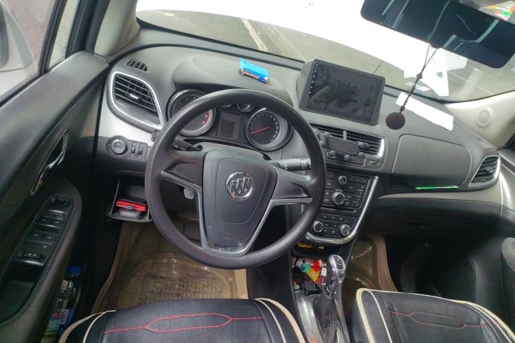 Used Buick Encore 2014 1.4T Automatic Two-Wheel Drive Urban Elite Model Steering Wheel
