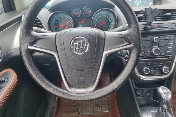 Used Buick Encore 2014 1.4T Automatic Two-Wheel Drive Urban Elite Model Steering Wheel