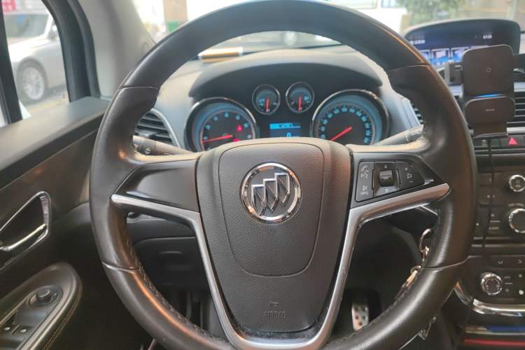 Used Buick Encore 2014 1.4T Automatic All-Wheel-Drive Flagship Edition Steering Wheel