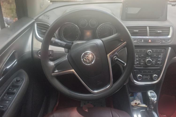 Used Buick Encore 2014 1.4T Automatic Two-Wheel Drive Urban Elite Model Steering Wheel