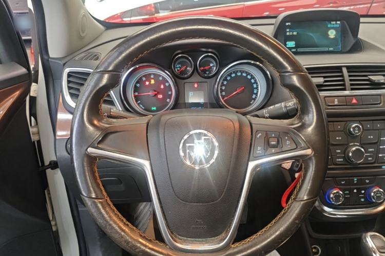 Used Buick Encore 2014 1.4T Automatic Two-Wheel Drive Urban Leading Model Steering Wheel