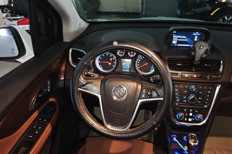 Used Buick Encore 2014 1.4T Automatic Two-Wheel Drive Urban Leading Model Steering Wheel