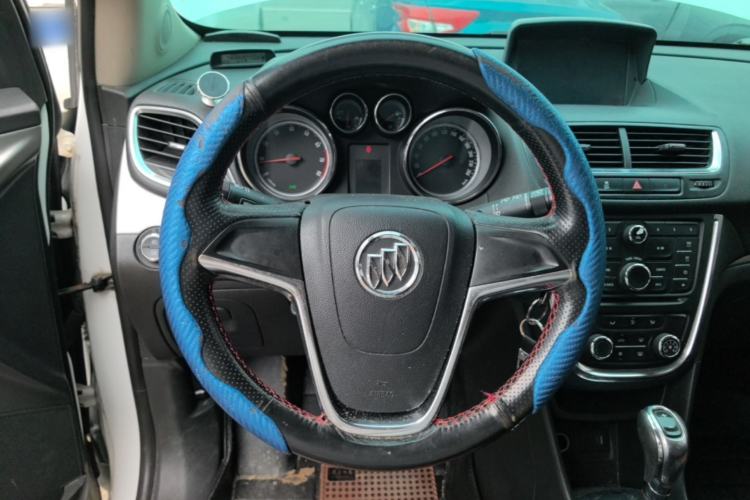 Used Buick Encore 2014 1.4T Automatic Two-Wheel Drive Urban Elite Model Steering Wheel