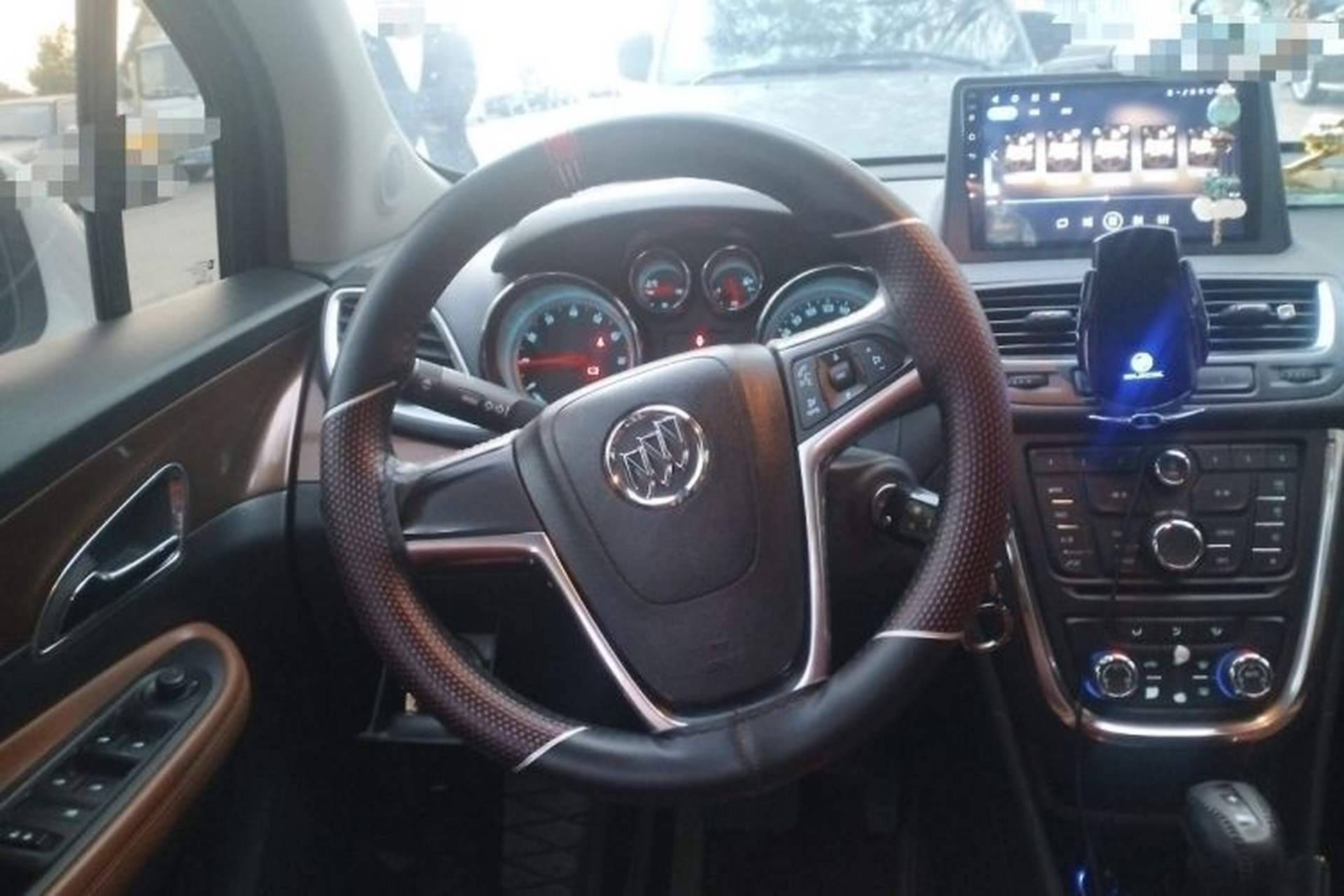 Used Buick Encore 2014 1.4T Automatic Two-Wheel Drive Urban Leading Model Steering Wheel