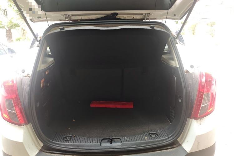 Used Buick Encore 2014 1.4T Automatic Two-Wheel Drive Urban Leading Model Trunk