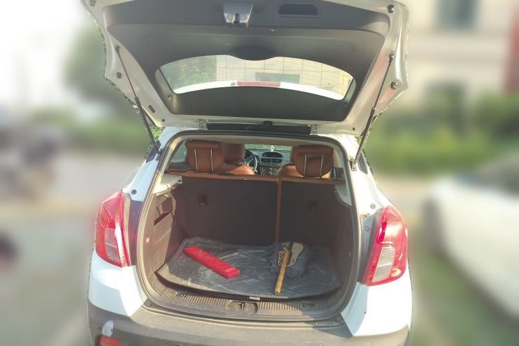 Used Buick Encore 2014 1.4T Automatic Two-Wheel Drive Urban Elite Model Trunk