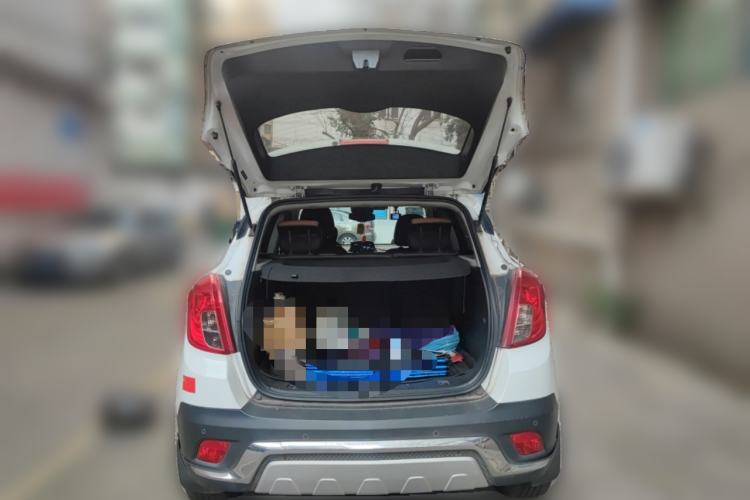 Used Buick Encore 2014 1.4T Automatic All-Wheel-Drive Flagship Edition Trunk