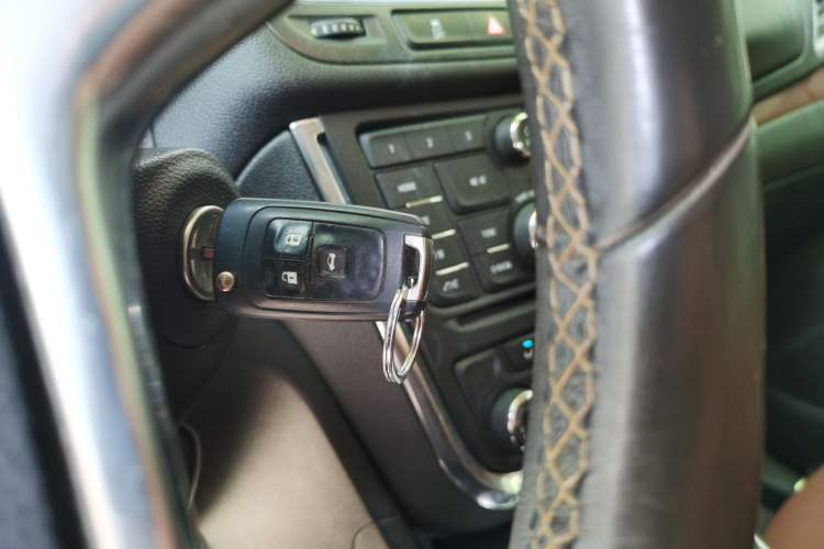 Used Buick Encore 2014 1.4T Automatic Two-Wheel Drive Urban Leading Model Vehicle Key