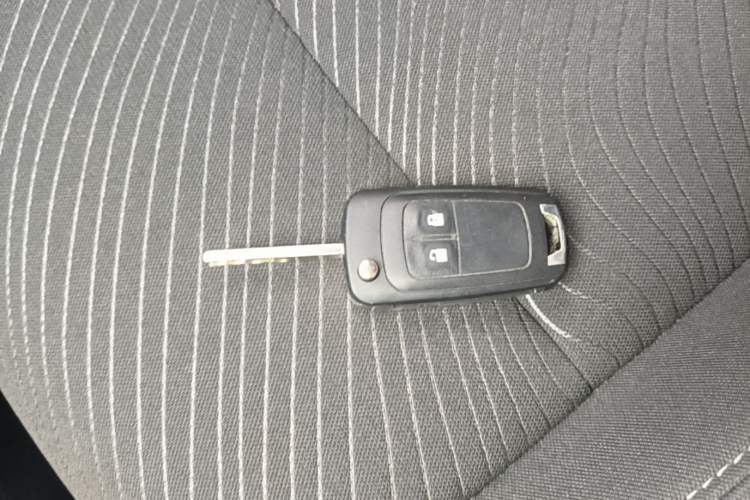 Used Buick Encore 2014 1.4T Automatic Two-Wheel Drive Urban Elite Model Vehicle Key
