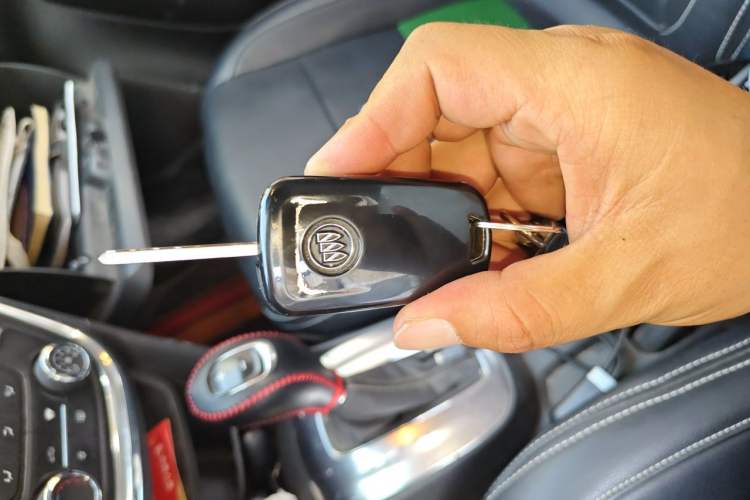 Used Buick Encore 2014 1.4T Automatic Two-Wheel Drive Urban Elite Model Vehicle Key
