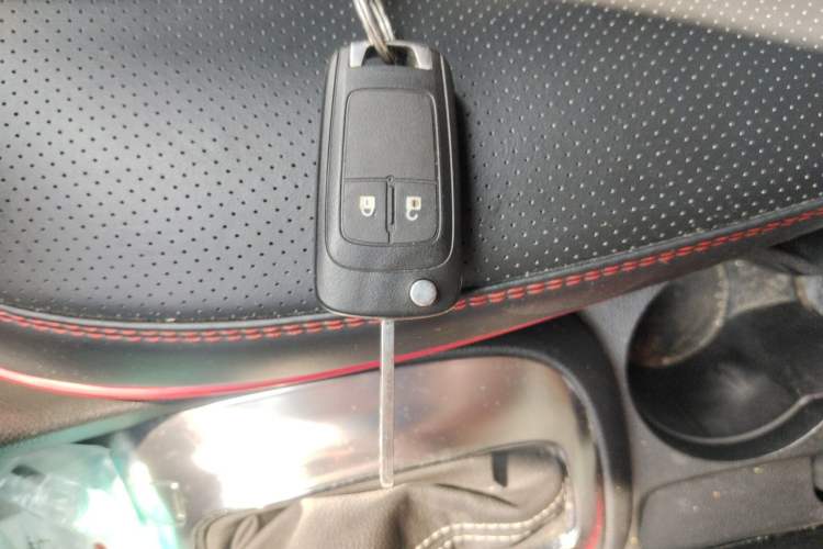 Used Buick Encore 2014 1.4T Automatic Two-Wheel Drive Urban Elite Model Vehicle Key