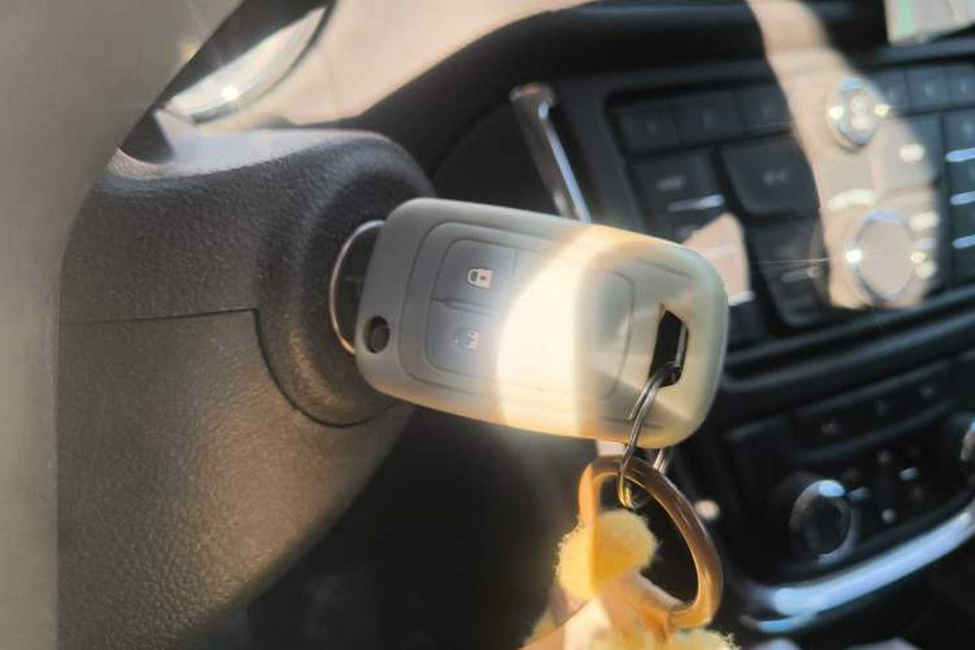 Used Buick Encore 2014 1.4T Automatic Two-Wheel Drive Urban Leading Model Vehicle Key