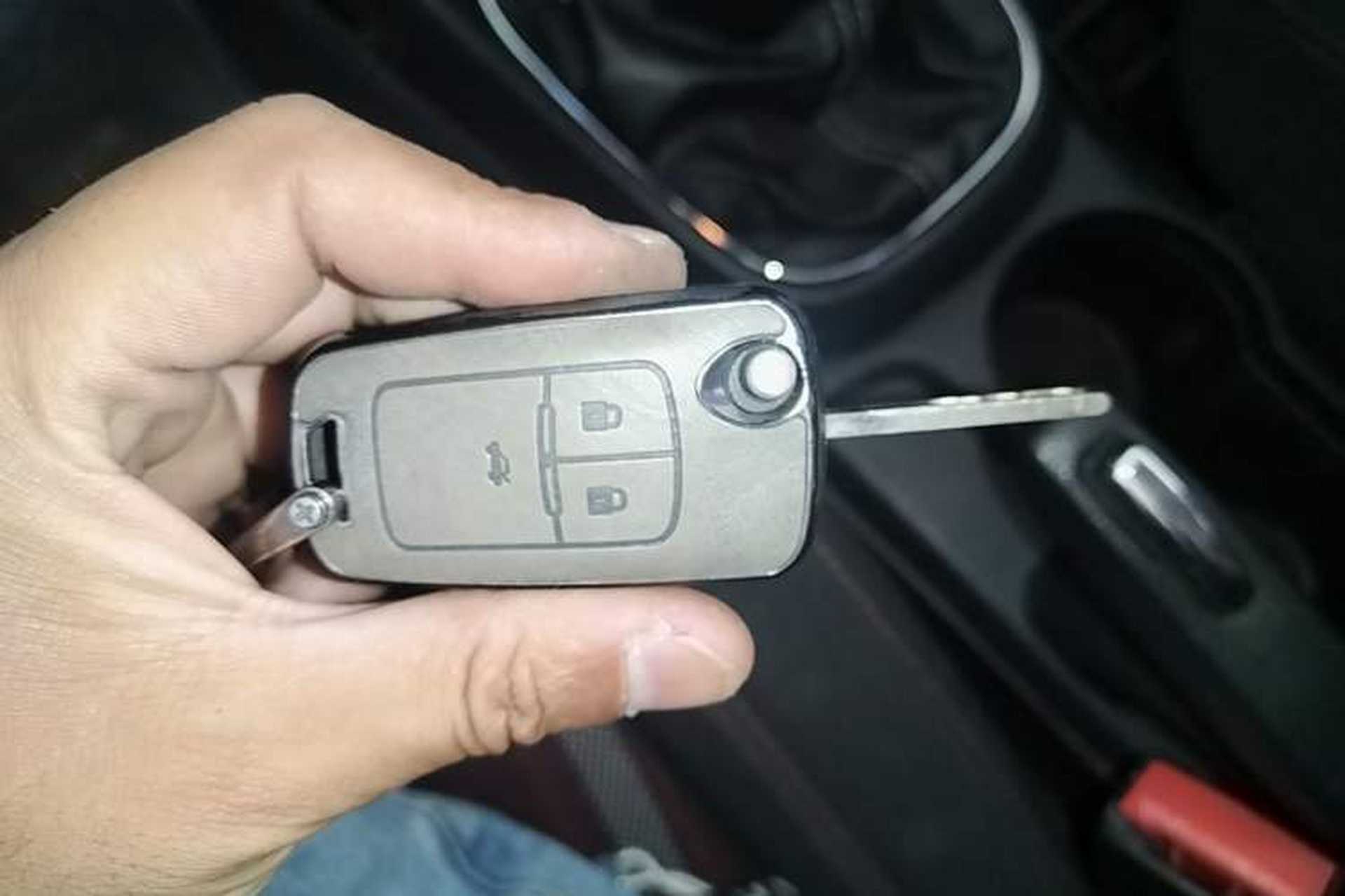 Used Buick Encore 2014 1.4T Manual Two-Wheel Drive Urban Advanced Model Vehicle Key