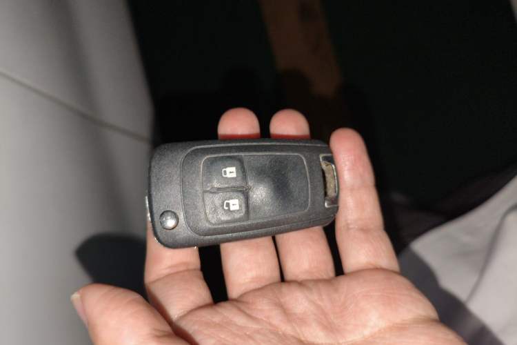 Used Buick Encore 2014 1.4T Automatic Two-Wheel Drive Urban Elite Model Vehicle Key