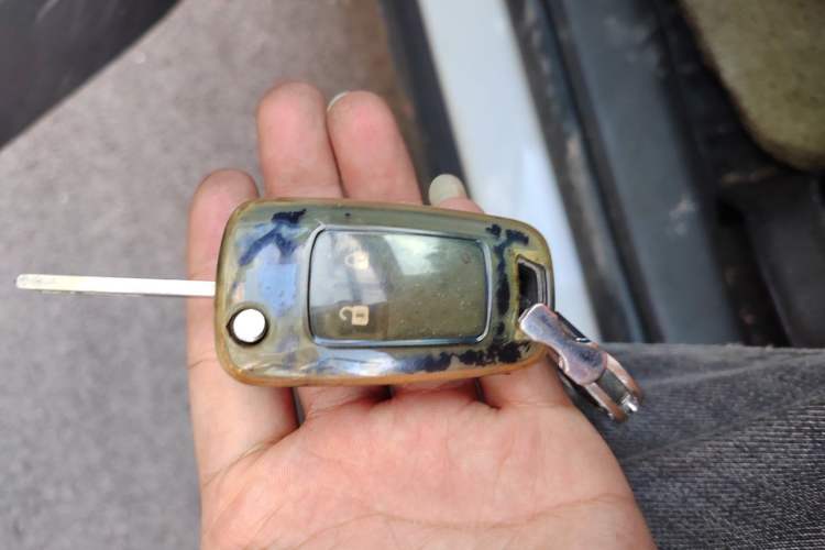 Used Buick Encore 2014 1.4T Manual Two-Wheel Drive Urban Advanced Model Vehicle Key