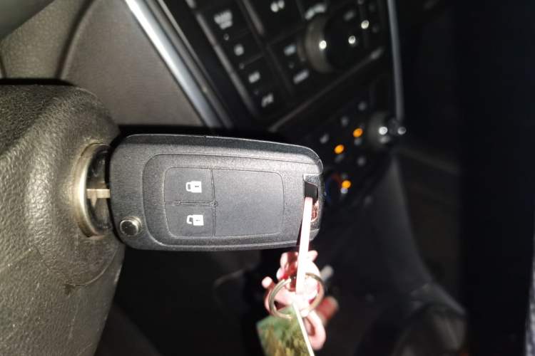 Used Buick Encore 2014 1.4T Manual Two-Wheel Drive Urban Advanced Model Vehicle Key