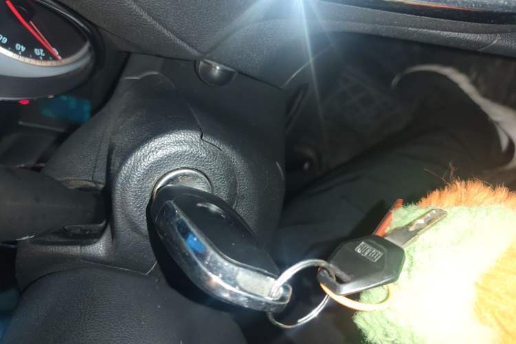 Used Buick Encore 2014 1.4T Automatic Two-Wheel Drive Urban Elite Model Vehicle Key