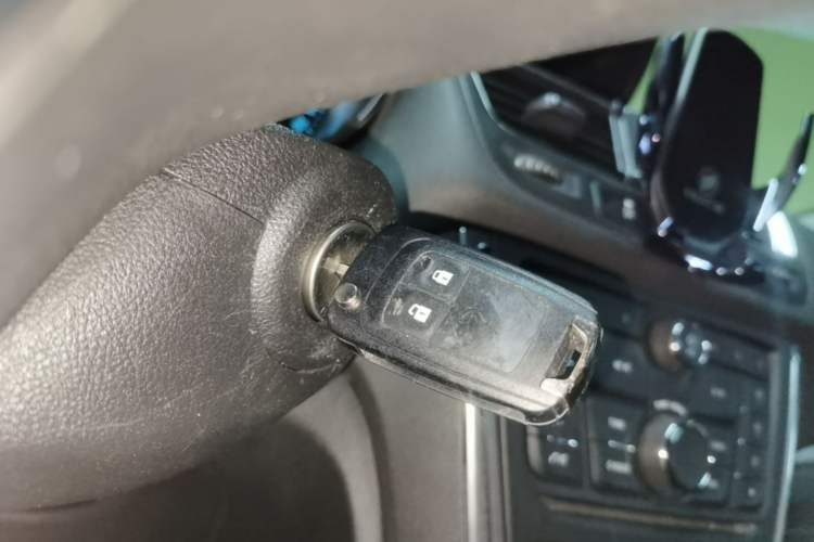 Used Buick Encore 2014 1.4T Manual Two-Wheel Drive Urban Advanced Model Vehicle Key