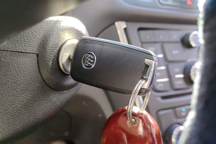 Used Buick Encore 2014 1.4T Manual Two-Wheel Drive Urban Advanced Model Vehicle Key
