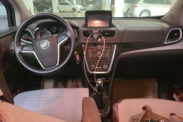 Used Buick Encore 2014 1.4T Manual Two-Wheel Drive Urban Advanced Model Center Console