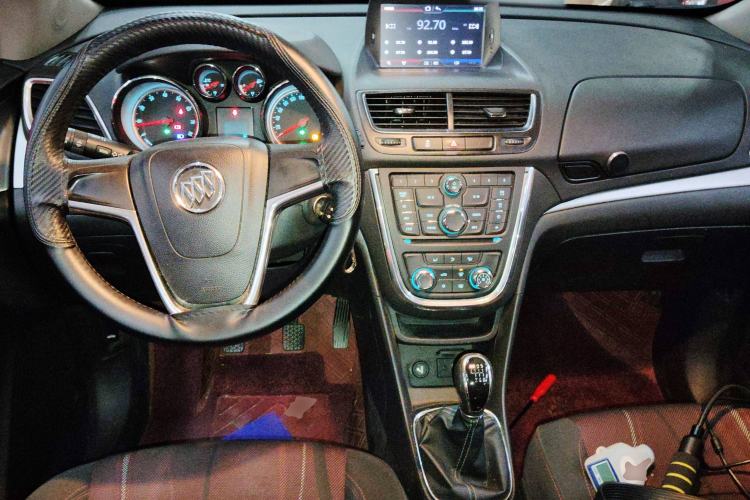 Used Buick Encore 2014 1.4T Manual Two-Wheel Drive Urban Advanced Model Center Console