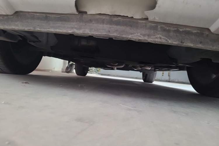 Used Buick Encore 2014 1.4T Manual Two-Wheel Drive Urban Advanced Model Chassis Front
