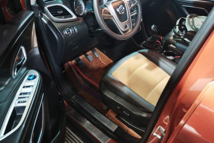 Used Buick Encore 2014 1.4T Manual Two-Wheel Drive Urban Sport Model Driver Seat