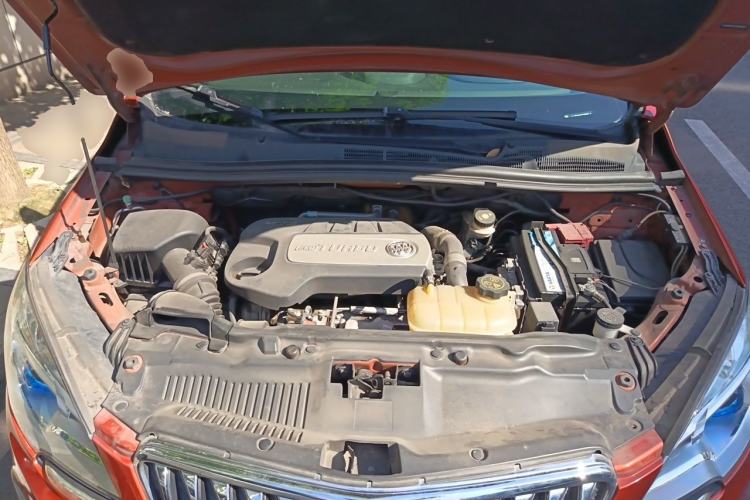 Used Buick Encore 2014 1.4T Automatic Two-Wheel Drive Urban Elite Model Engine Bay
