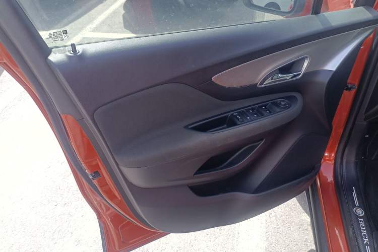 Used Buick Encore 2014 1.4T Automatic Two-Wheel Drive Urban Elite Model Left Front Door Interior