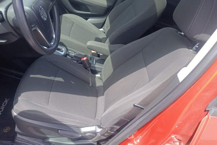 Used Buick Encore 2014 1.4T Automatic Two-Wheel Drive Urban Elite Model Left Front Seat