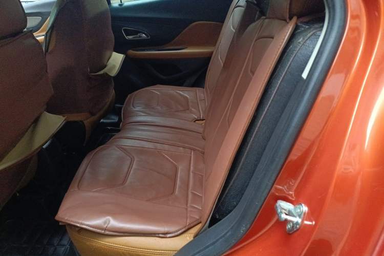 Used Buick Encore 2014 1.4T Automatic Two-Wheel Drive Urban Elite Model Left Rear Seat