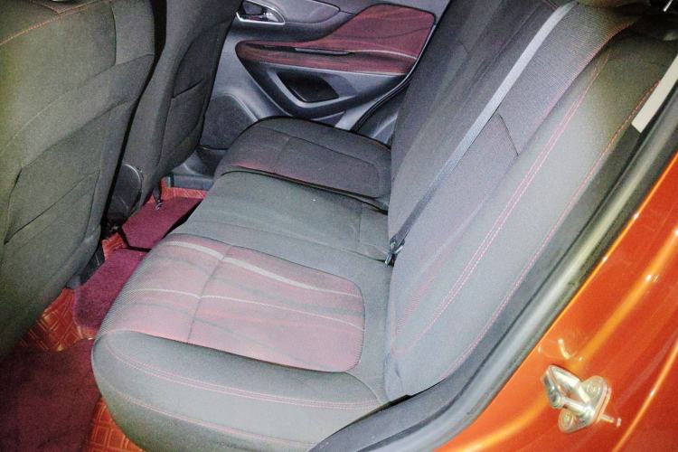 Used Buick Encore 2014 1.4T Manual Two-Wheel Drive Urban Advanced Model Left Rear Seat