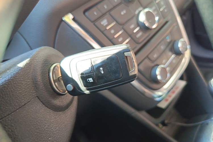 Used Buick Encore 2014 1.4T Automatic Two-Wheel Drive Urban Elite Model Vehicle Key