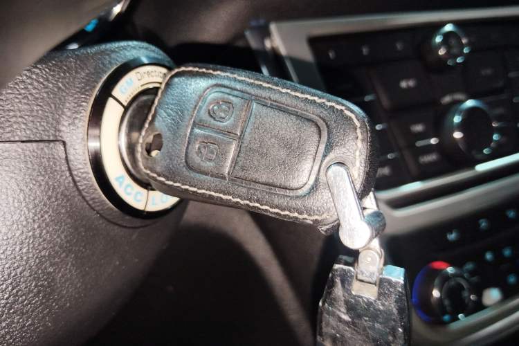 Used Buick Encore 2014 1.4T Manual Two-Wheel Drive Urban Sport Model Vehicle Key