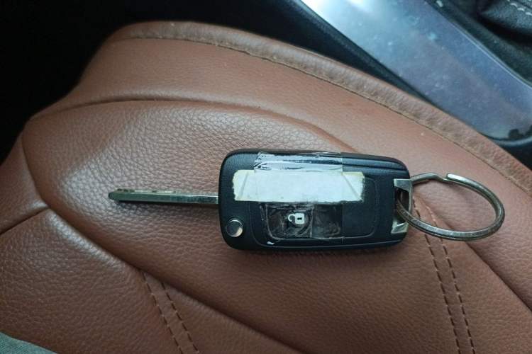 Used Buick Encore 2014 1.4T Automatic Two-Wheel Drive Urban Elite Model Vehicle Key
