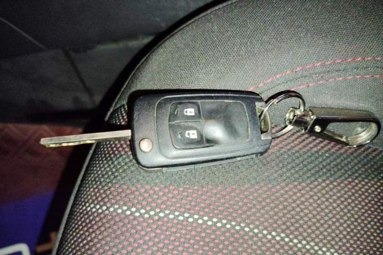 Used Buick Encore 2014 1.4T Manual Two-Wheel Drive Urban Advanced Model Vehicle Key