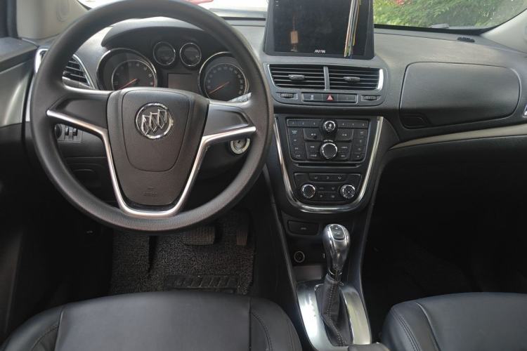 Used Buick Encore 2015 1.4T Automatic Two-Wheel Drive Urban Elite Version Center Console