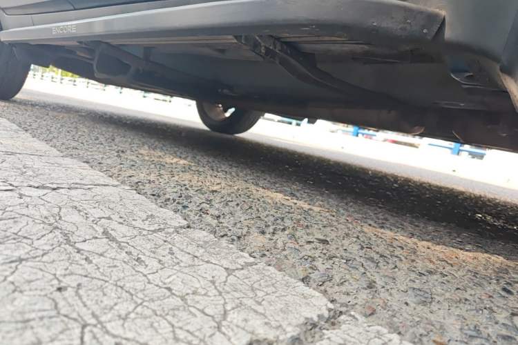 Used Buick Encore 2015 1.4T Automatic Two-Wheel Drive Urban Leading Model Chassis Front Right