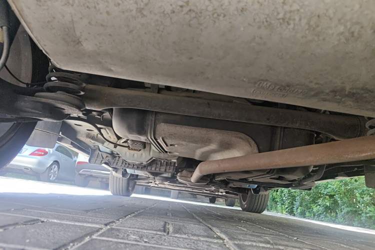 Used Buick Encore 2015 1.4T Automatic Two-Wheel Drive Urban Leading Model Chassis Rear