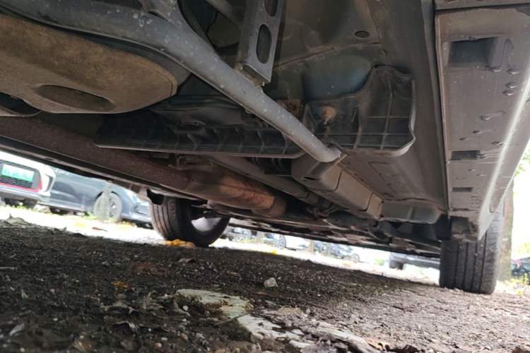 Used Buick Encore 2015 1.4T Automatic Two-Wheel Drive Urban Elite Version Chassis Rear Right