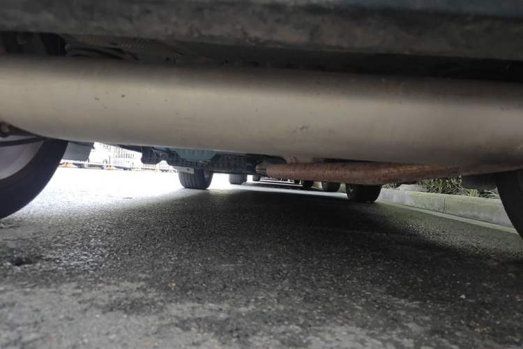Used Buick Encore 2015 1.4T Automatic Two-Wheel Drive Urban Elite Version Chassis Rear