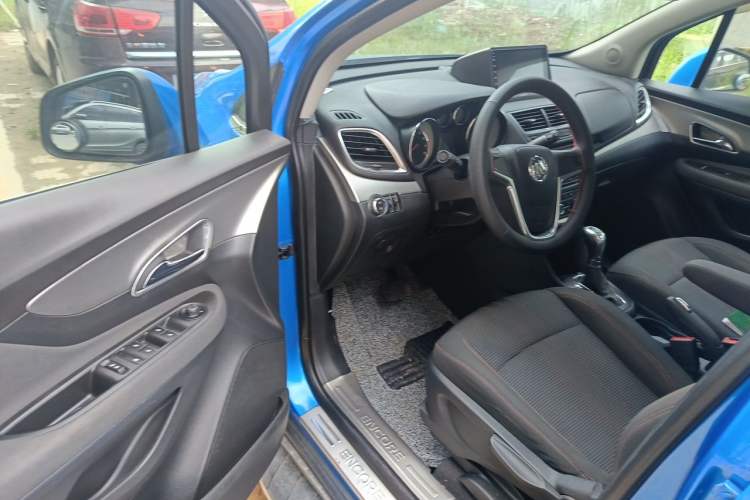 Used Buick Encore 2015 1.4T Automatic Two-Wheel Drive Urban Elite Version Driver Seat