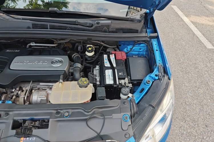Used Buick Encore 2015 1.4T Automatic Two-Wheel Drive Urban Leading Model Engine Bay Left