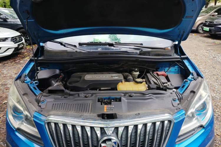 Used Buick Encore 2015 1.4T Automatic Two-Wheel Drive Urban Elite Version Engine Bay